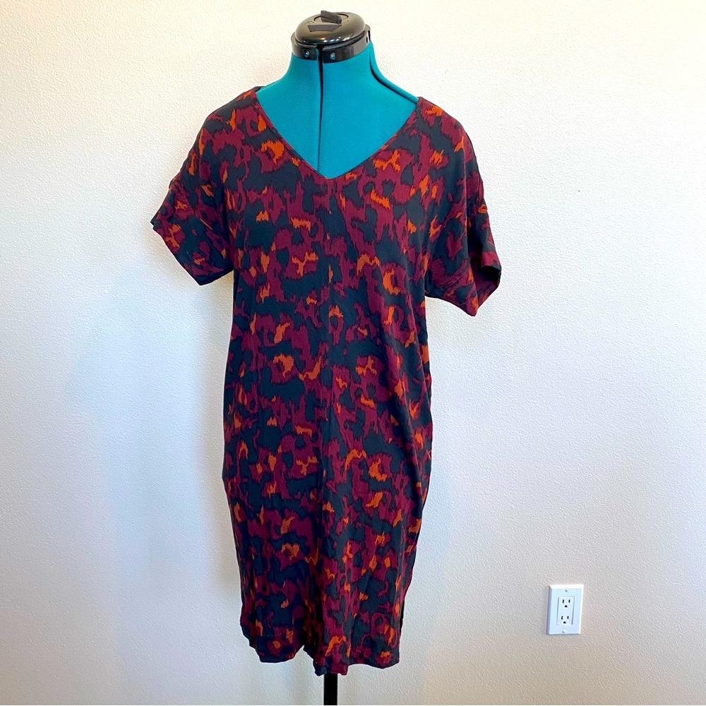 Bobeau Multi-Colored V-Neck Short Sleeve Dress Size S